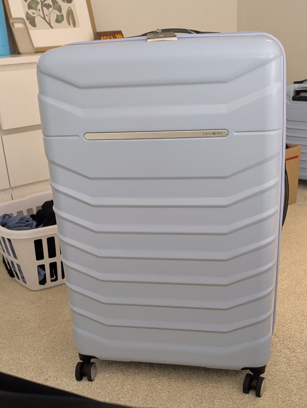 NWT Samsonite Light Blue Hardside Spinner Luggage